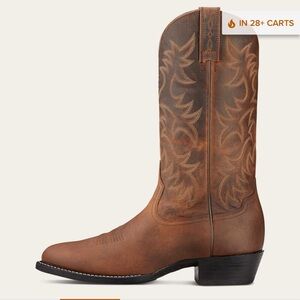 Ariat size 11D Men's Heritage R Toe Western Boots